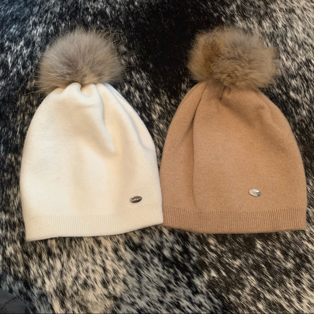 Wool knit beanie w. interchangeable pom, NWOT